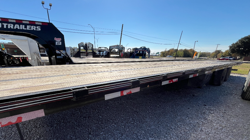 trailer image front