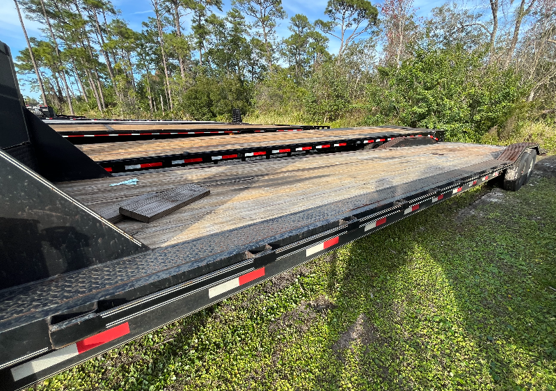trailer image front