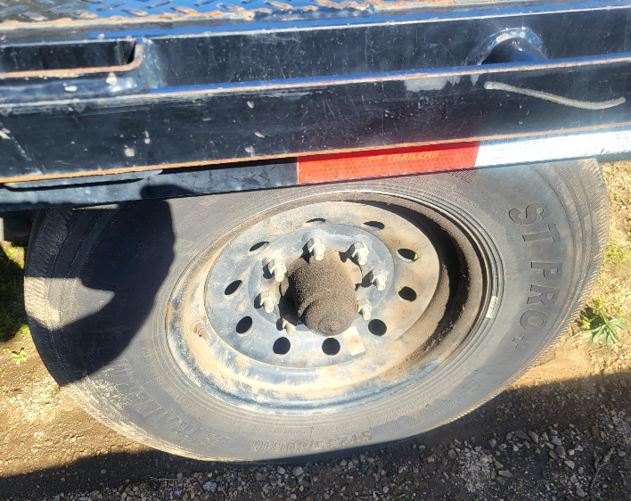 trailer image front