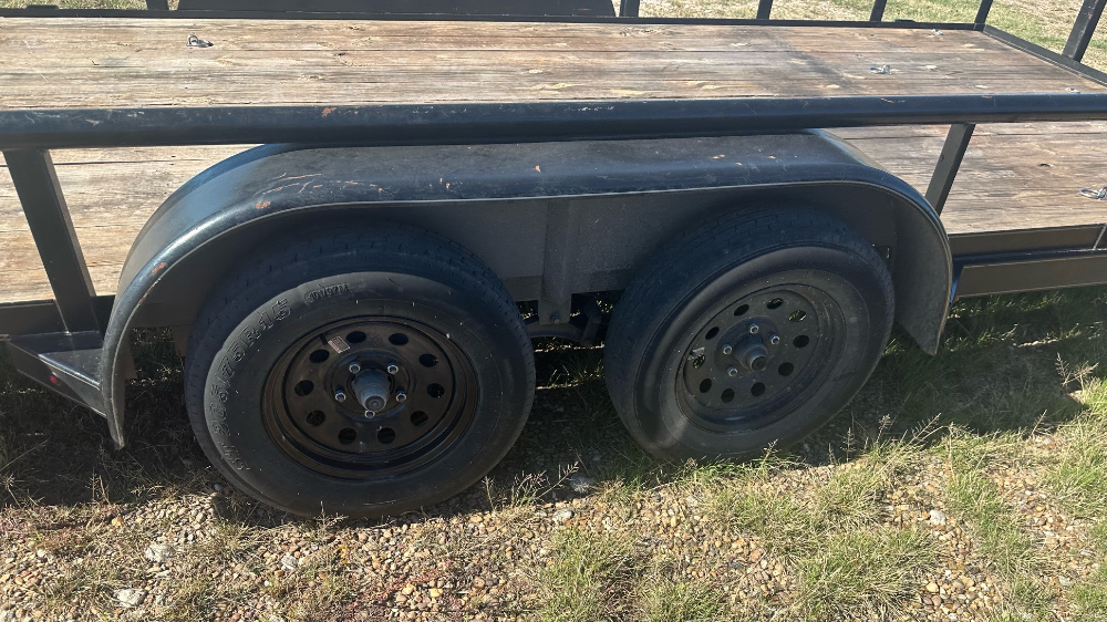 trailer image front