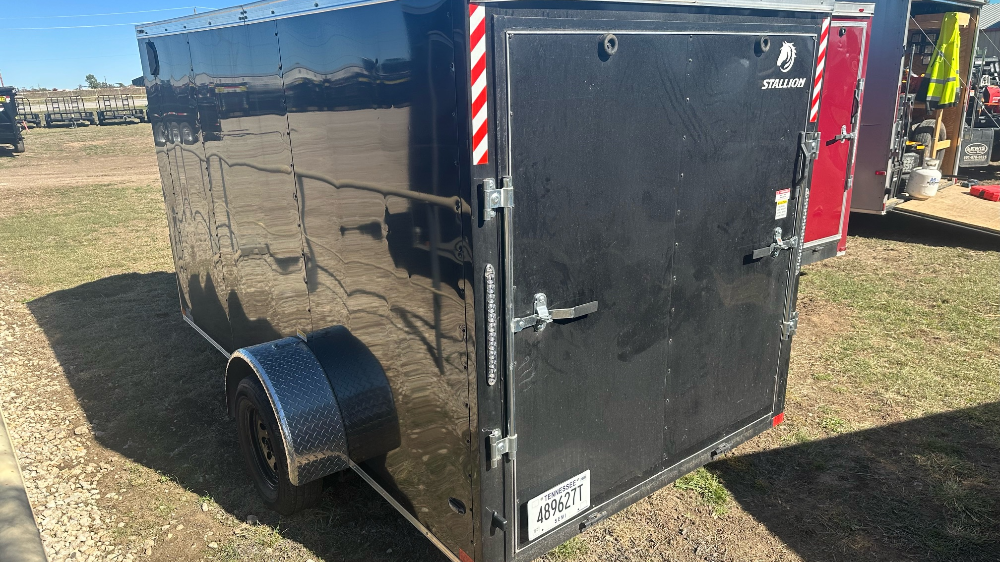 trailer image front