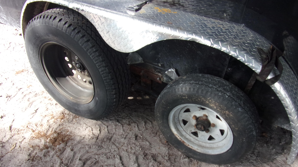 trailer image front