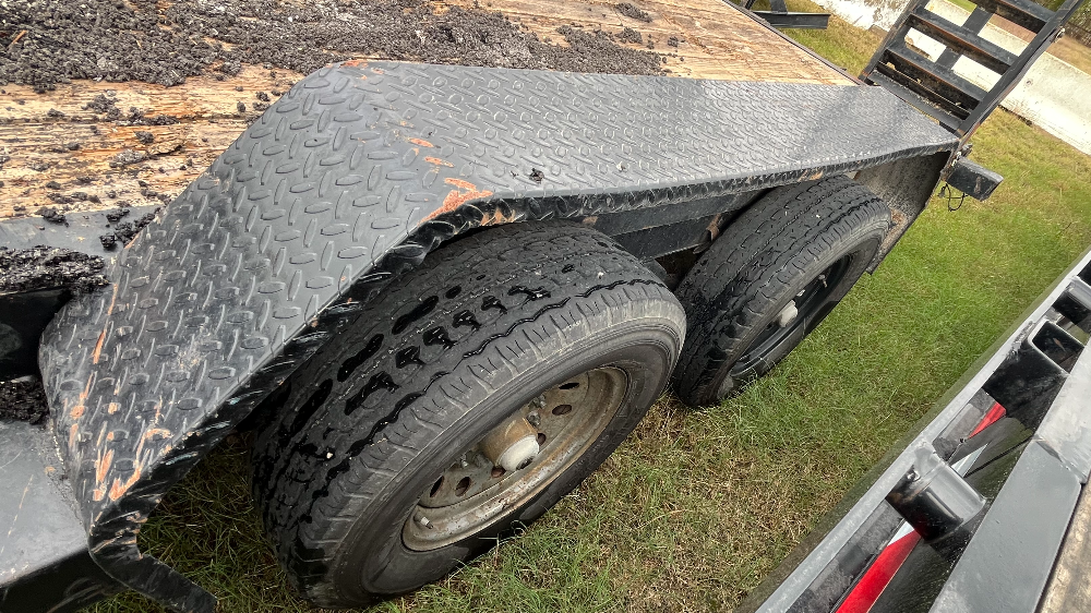 trailer image front