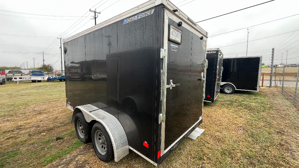 trailer image front