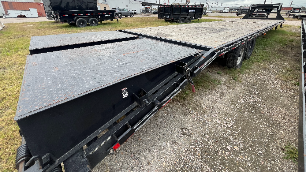 trailer image front